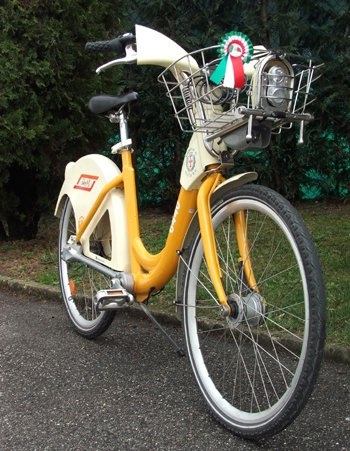 giornata nazionale della bicicletta, tutti i comuni durante la giornata nazionale della bicicletta esporranno il tricolore