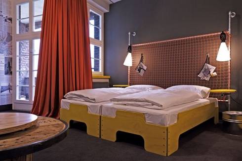 sustainable hostel_hamburg_superbude_2bed