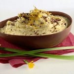 Ricetta di Pasqua, uova di cioccolato con mousse alla frutta