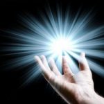 Piu’ altruisti e onesti, se esposti alla luce