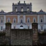 Crollo sul tetto della Reggia di Caserta