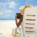 Ecco i 7 gadget tecnologici da portare sotto l’ombrellone