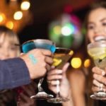 L’etichetta salvavita che si illumina quando l’alcool nel sangue è troppo alto