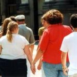 Cancro in aumento tra giovani e anziani: è correlato all'obesità, lo studio