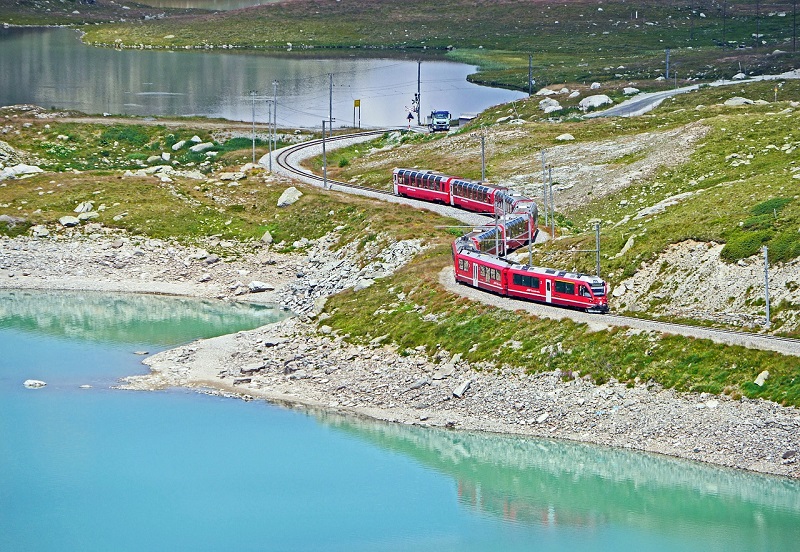 ferrovia retica