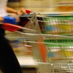 Inflazione rallenta ad aprile, Istat rivede al ribasso la stima allo 0,8%