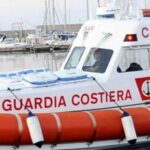 Ascoli Piceno, peschereccio affonda a 6 miglia da San Benedetto del Tronto: salvati tre pescatori