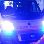 Auto investe due pedoni a Roma, morto un 38enne