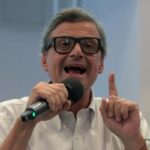 Calenda: Pd mandi Conte a quel Paese, sta distruggendo il centrosinistra
