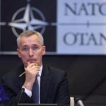 Ucraina-Russia, Stoltenberg: Kiev decida se fare compromessi