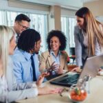 Manageritalia, +8,1% donne dirigenti nell'ultimo anno, dal 2008 raddoppiate in gestione