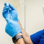 Tumori: in Sicilia più di 36 mila ricoveri l'anno, Aiom: Vaccinare tutti i pazienti