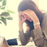 Altro che banale mal di testa. Emicrania blackout per 1 italiano su 7: cosa fare