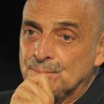 Emilio Fede, Brosio: Mi tirò una macchina da scrivere...