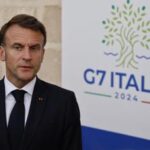 G7, gelo Meloni-Macron alla cena: lui fa il baciamano