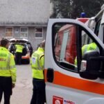 Milano, spruzzano spray al peperoncino a scuola: 23 studenti in ospedale