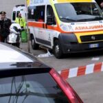 Roma, colpo di fucile a canne mozze sparato da un'auto: 40enne freddata in strada al Portuense