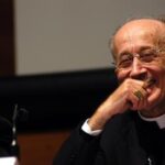 Camillo Ruini ricoverato, si scatena l'odio social tra offese e auguri di morte