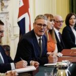 Gb, prima riunione governo Starmer: Tantissimo lavoro da fare