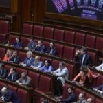 Giustizia, via libera della Camera alla riforma con 243 sì e 109 no. Tensione in Aula e seduta sospe...
