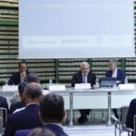 IA, rapporto rivela: italiani ottimisti e fiduciosi, ma impreparati