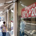 Saldi, 10 consigli utili per evitare le fregature