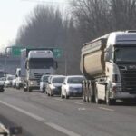 Esodo, traffico da bollino nero sulle autostrade: le previsioni per il weekend
