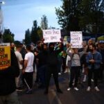 Gb, migliaia di antirazzisti in corteo: la protesta dopo i disordini dell'estrema destra