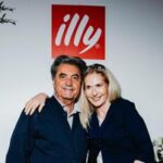 Citterio (Acpv Architects): Store illy di Monte Napoleone ricorda un caffè culturale