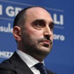 M5S, Gubitosa: Grillo padre padrone, parla di mandati ma unico a garantirsi ruolo a vita