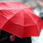 Meteo weekend con piogge e temporali, ma da lunedì cambia tutto: le previsioni
