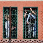 Milano, evasi due fratelli dal carcere Beccaria: Organizzarono rivolta di fine agosto