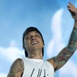 Ultimo si prepara a diventare papà: Ciao Italia per un po'