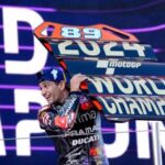Martin campione MotoGp, il discorso e la citazione: Come diceva Berlusconi... - Video
