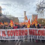Sciopero generale, corteo Usb a Roma: Ci siamo ripresi le piazze, schiavi mai