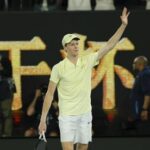 Sinner dopo il trionfo agli Australian Open: Cahill, ti convincerò a restare