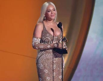 Beyoncé trionfa ai Grammy Awards 2025: suo il premio per l'album dell'anno
