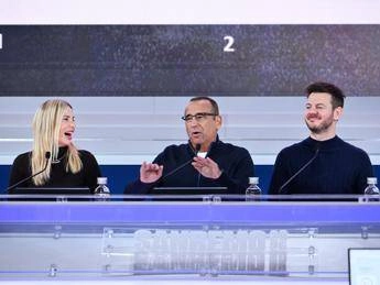 Sanremo 2025, Conti scherza su ascolti record: Allora chiudiamolo qui