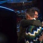 Sanremo 2025, Simone Cristicchi e Gabriele Corsi: abbraccio e commozione - Video