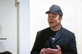 Elon Musk, è nato il 14esimo figlio: l'annuncio sui social e la scelta del nome