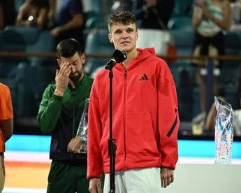 Mensik, dal possibile ritiro al trionfo a Miami: Merito del fisioterapista