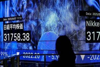 Dazi, crollano le Borse asiatiche. Trump: Per risolvere le cose a volte serve medicina