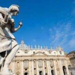 Giubileo, prima volta a San Pietro per pellegrini Lgbtq: Sabato varcheremo Porta Santa