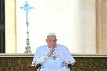 Papa Francesco, Alfieri: Non è più malato ma rispetti le altre sei settimane di convalescenza