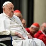 Papa Francesco, una convalescenza piena di sorprese: tanti i blitz di Bergoglio