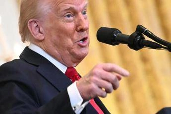 Trump congela dazi per 3 mesi: Aumentano solo per Cina