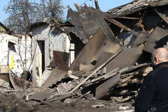 Ucraina, raid Russia su città natale Zelensky: 14 morti e 50 feriti