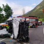 Belluno, incidente mortale sull'Alemagna: scontro tra moto e tre auto
