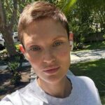Bianca Balti e il cancro, la denuncia sui social: Pillole salvavita non si trovano