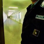 Da quella casa uscirà in una bara, arrestato 47enne: perseguitava l'ex moglie